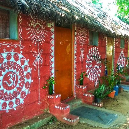 Om Shanti Om Homestay Hampi Eksteriør billede