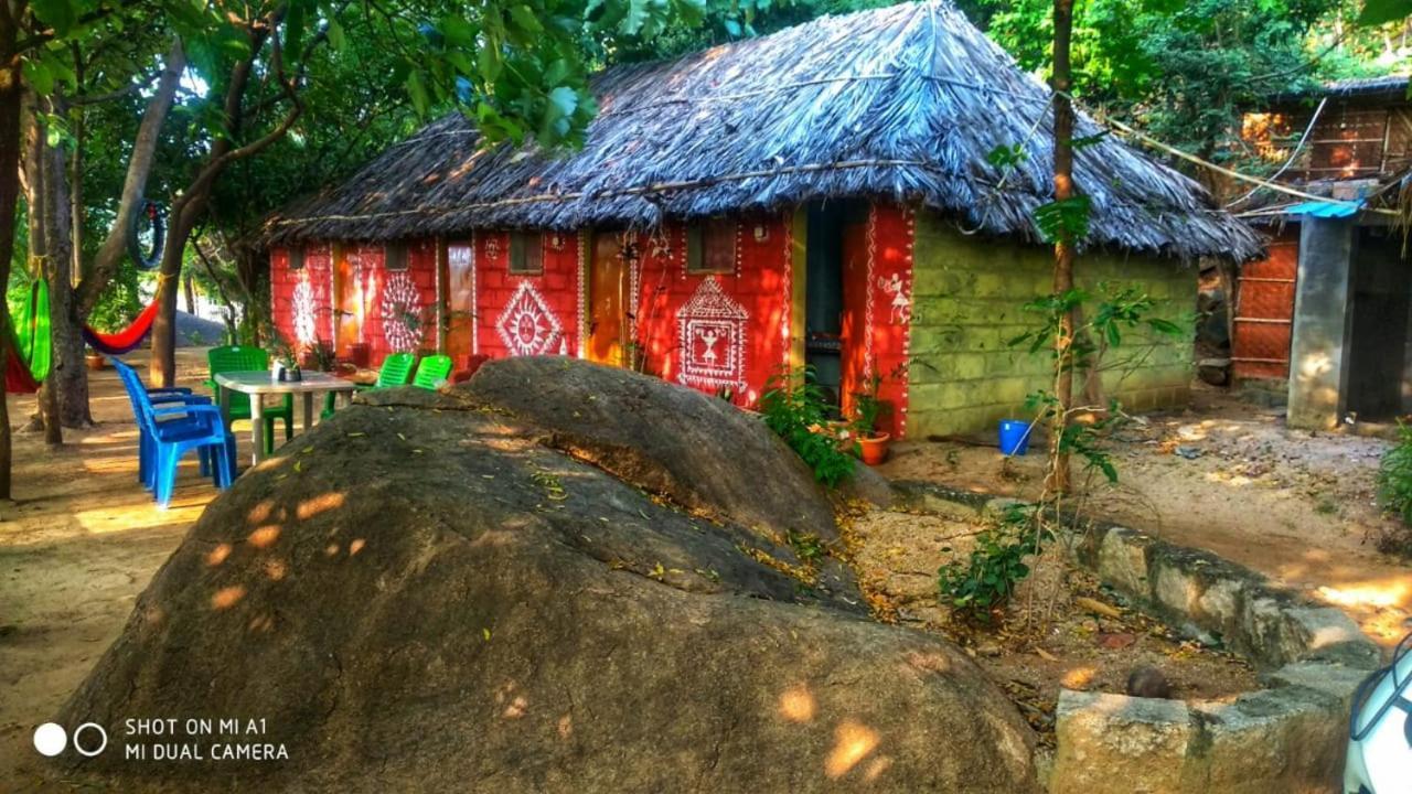 Om Shanti Om Homestay Hampi Eksteriør billede